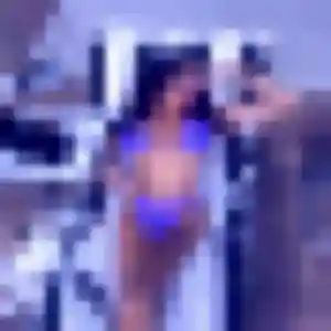 Emmanuelle, 39 ans, connectée à Montignac-Charente pour un plan cul