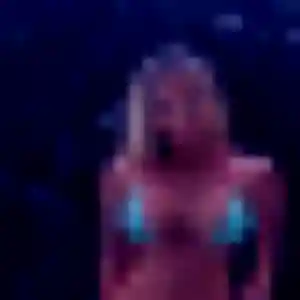 Emmanuelle, 27 ans, cherche un plan cul à Montriond