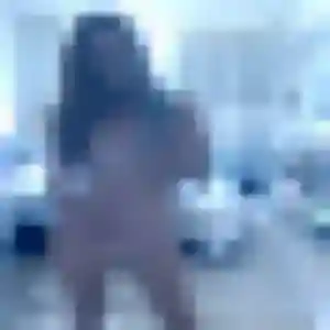 Valerie (30 ans) à Montverdun cherche une rencontre aujourd'hui