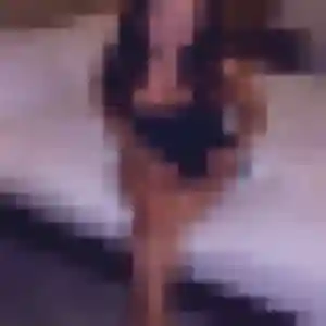 Brune, fille de 35 ans cherche plan cul à Morainvilliers