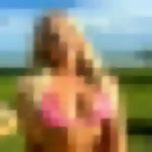 Charmante Naomi, 34 ans à Moréac - voir sa photo