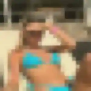 Valentina, 38 ans, disponible à Mours pour un plan cul