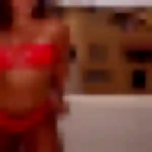 plan cul à Mur-de-Barrez : profil de Capucine, 31 ans - accès libre