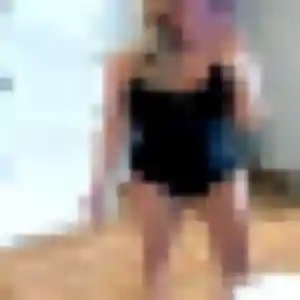 Ninon, femme de 27 ans propose plan cul à Murat