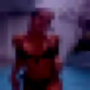 Karen, 27 ans, connectée à Nantes pour un plan cul