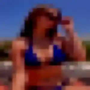 plan cul à Nanteuil-en-Vallée : profil de Karima, 26 ans - inscription gratuite