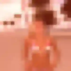 Charmante Sabine, 26 ans à Nesles - voir sa photo