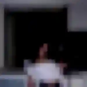 Contacte Gladys, 29 ans à Neuilly-sous-Clermont en privé