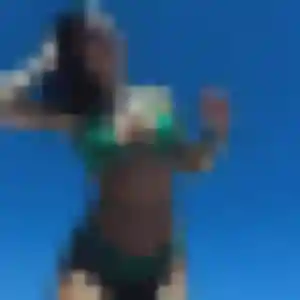 Gladys, 30 ans, disponible à Neuville-sous-Montreuil pour une rencontre coquine