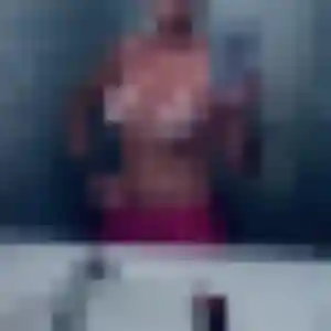 Contacte Anne-Charlotte, 24 ans à Nieul-sur-Mer gratuitement