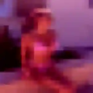 Photo de Daniela à Octeville-sur-Mer (22 ans) - plan cul discret