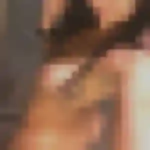 Giulia, femme de 36 ans propose plan cul à Onnaing