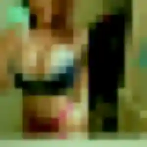 Alicia, femme de 26 ans propose plan cul à Ornans
