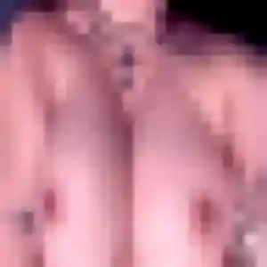 Fanny, 41 ans, en ligne à Outreau pour une rencontre coquine