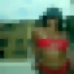 Charlotte, femme de 30 ans cherche plan cul à Pagney-derrière-Barine