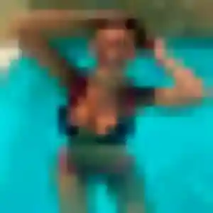 Alienor, 28 ans, disponible à Paray-sous-Briailles pour une rencontre coquine