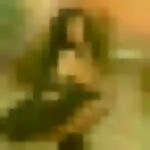 Sexy Rebecca, 26 ans à Peisey-Nancroix - voir sa photo