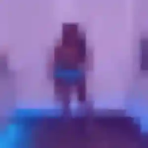 Bettina, 35 ans, connectée à Pélussin pour une rencontre coquine