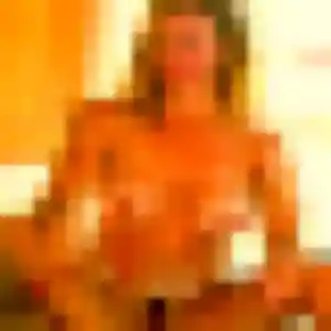 Yvonne, 37 ans, connectée à Perrex pour une rencontre coquine