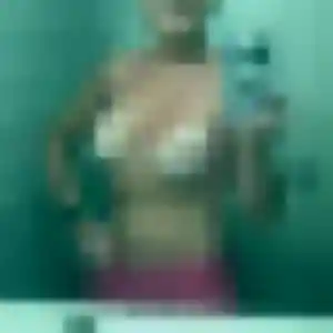 Axelle, fille de 39 ans cherche plan cul à Persan