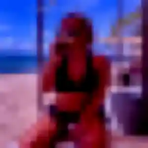 Helena (33 ans) à Peypin cherche un plan cul ce soir