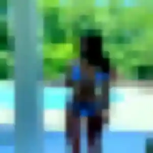 Photo de Adeline à Plan-de-Cuques (32 ans) - plan cul gratuit