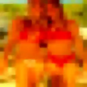 Photo de Julie à Pléguien (27 ans) - plan cul sans inscription