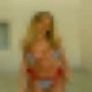 Urielle, femme de 29 ans propose plan cul à Pléhédel