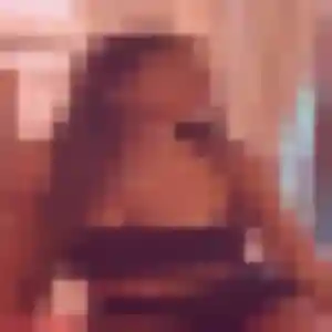Emma (34 ans) à Plivot propose un plan cul maintenant