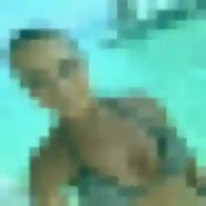 Contacte Karima, 33 ans à Plomodiern en privé