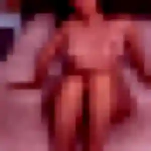 Romane, 24 ans, dispo pour plan cul à Ploubezre