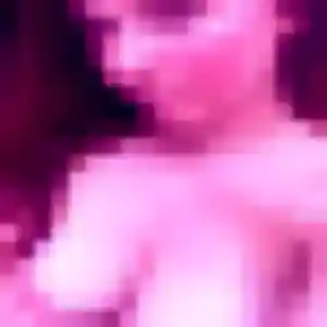 Rejoins Sandrine, 22 ans à Plougonven gratuitement