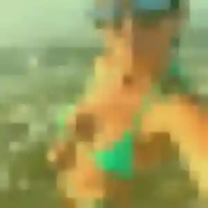 Ketty, 22 ans, disponible à Plouharnel pour un plan cul