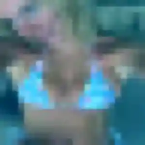Photo de Elodie à Plouigneau (30 ans) - plan cul discret