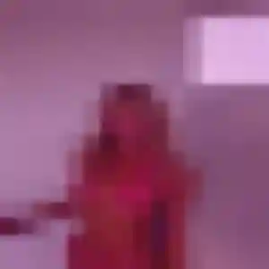 Alix, 26 ans, connectée à Plounéventer pour un plan cul