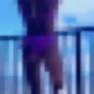 Photo de Harmony à Plounéventer (31 ans) - plan cul discret