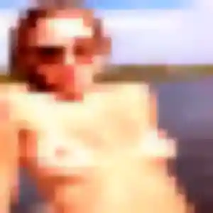 Sexy Raphaelle, 28 ans à Plouvorn - la contacter
