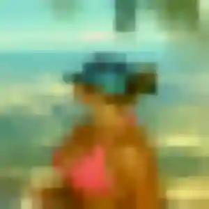 Profil de Flore à Pontonx-sur-l'Adour (25 ans) - plan cul anonyme