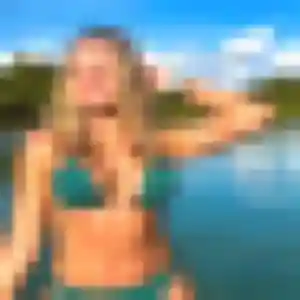 Inaya, 28 ans, connectée à Pordic pour un plan cul