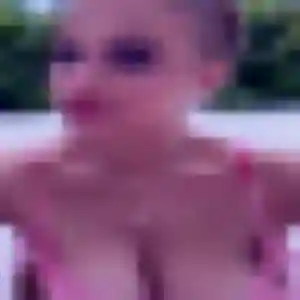 Laura, 31 ans, en ligne à Port-Vendres pour une rencontre coquine