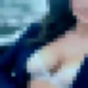 Découvre Ursula, 28 ans à Pouzac gratuitement