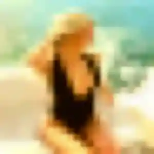 Contacte Gladys, 25 ans à Preures en privé