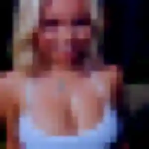 Photo de Tiffany à Puyvert (31 ans) - plan cul gratuit