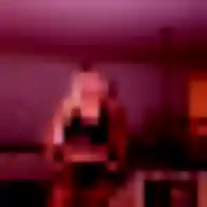 Odile, 23 ans, dispo pour plan cul à Quarré-les-Tombes