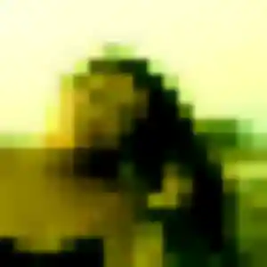 Nora (26 ans) à Quimperlé propose une rencontre maintenant