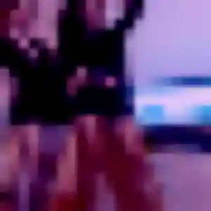 Rencontre Laura, 23 ans à Radepont en privé