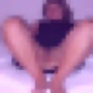 Laurence, fille de 25 ans cherche plan cul à Ribaute-les-Tavernes