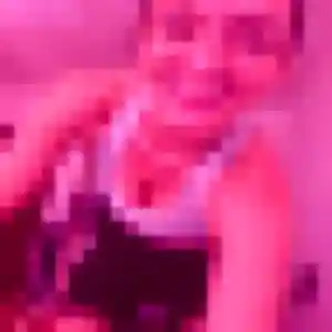 Jolie Anne-Charlotte, 24 ans à Rieucros - voir sa photo