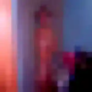 Flore (30 ans) à Roclincourt attend une rencontre ce soir