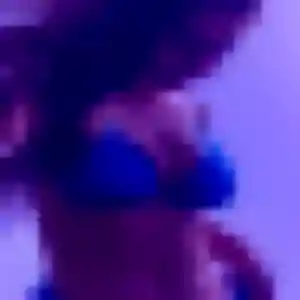 plan cul à Roëzé-sur-Sarthe : photo de Irene, 45 ans - accès libre